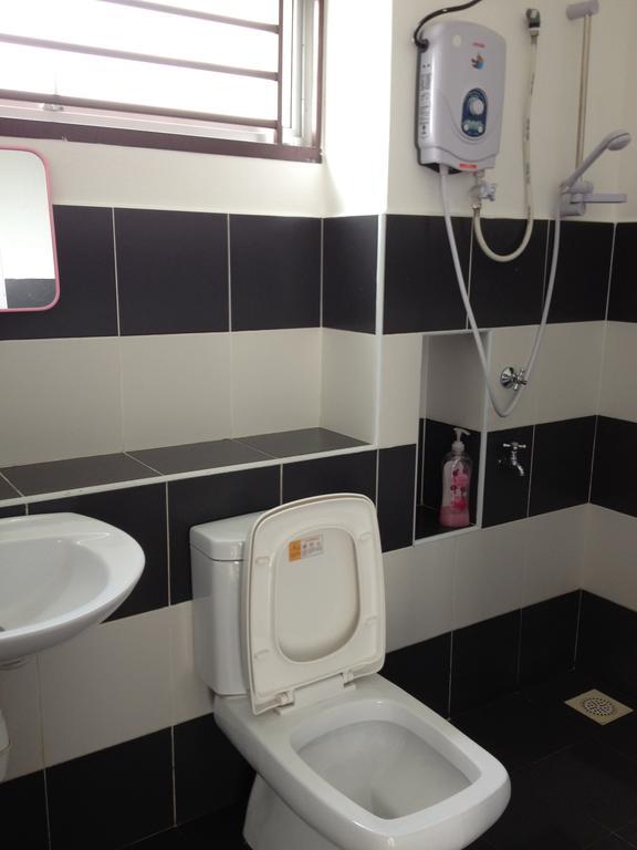 Comfort Holiday Home @ Bukit Indah Johor Bahru Dış mekan fotoğraf